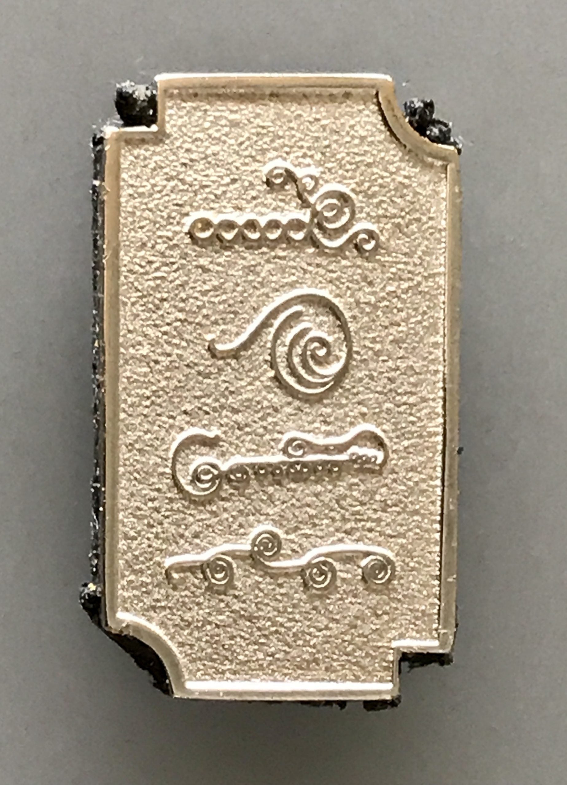 Naklejka BioGeometry do harmonizacji energii telefonu komórkowego